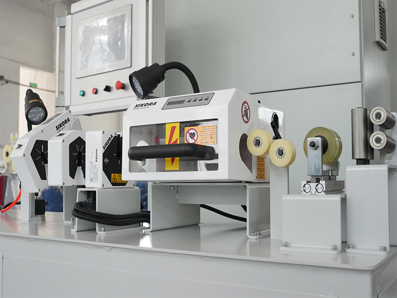 押出機の主なコンポーネントは何ですか? （概要）